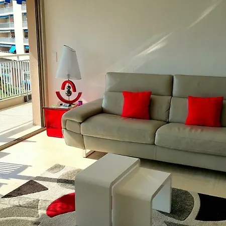 Apartment Le Suffren Ii