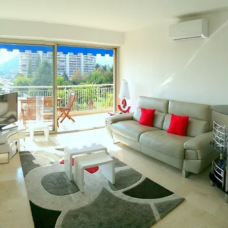Apartment Le Suffren Ii *